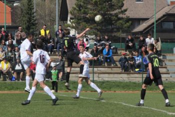 U15 Črni – 2 težka nasprotnika – 2 točki